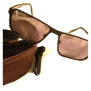 Never worn Maui Jim sunglasses